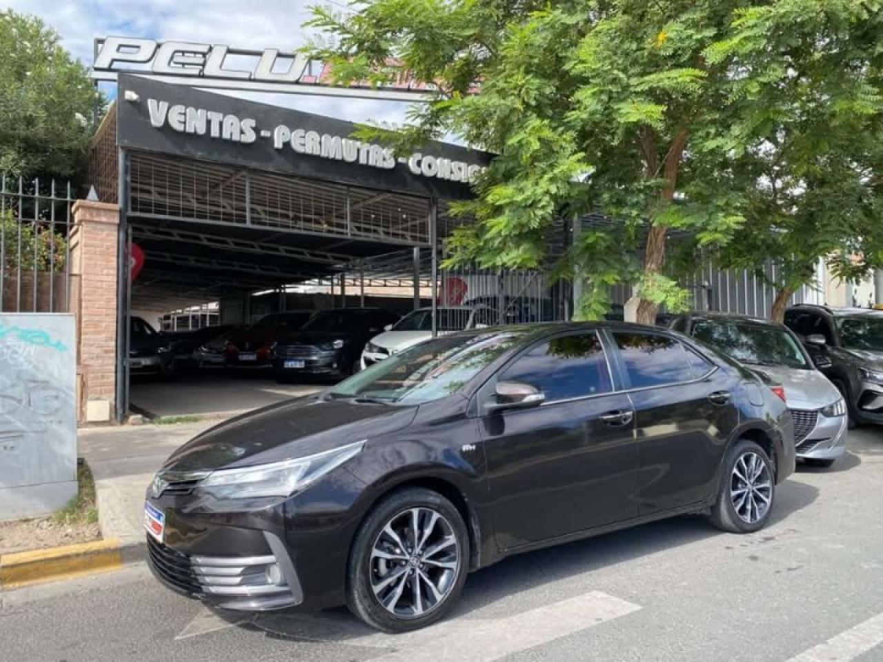 Foto de TOYOTA COROLLA SEG 1.8 CVT 2017, color sin color especificado, en San Juan