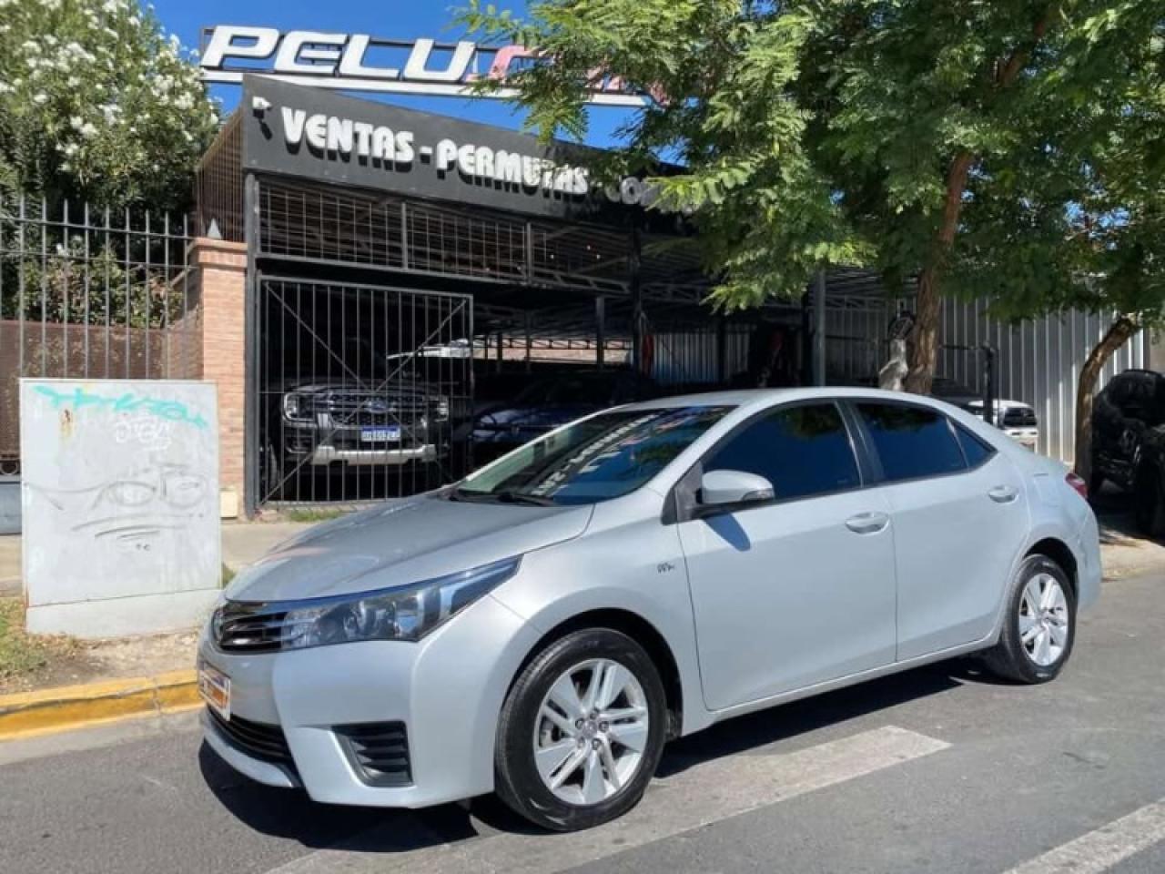 Foto de TOYOTA COROLLA XLI 1.8 MT 2017, color sin color especificado, en San Juan