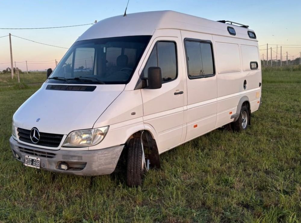 Foto de MOTORHOME SPRINTER 413 2008, color blanco, en San Juan
