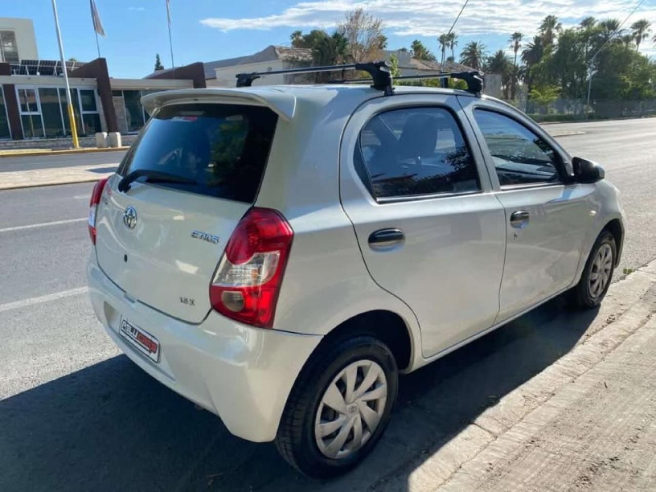 Foto de TOYOTA ETIOS X 1.5 2016, color sin color especificado, en San Juan