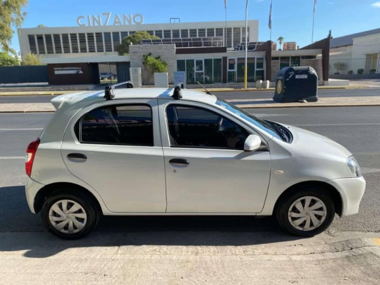 Foto de TOYOTA ETIOS X 1.5 2016, color sin color especificado, en San Juan