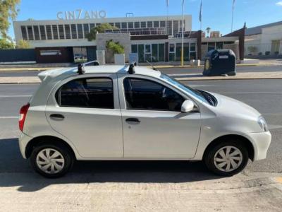 Miniatura de TOYOTA ETIOS X 1.5