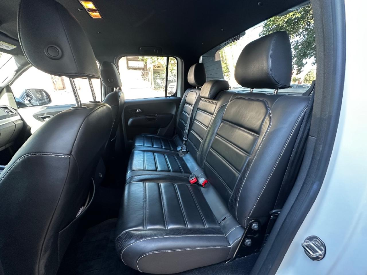 Foto de VOLKSWAGEN AMAROK Extreme V6 2022, color blanco, en San Juan