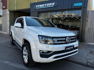 Foto de VOLKSWAGEN AMAROK Highline V6 2022, color blanco, en San Juan