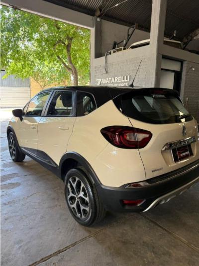 Miniatura de RENAULT CAPTUR Intens