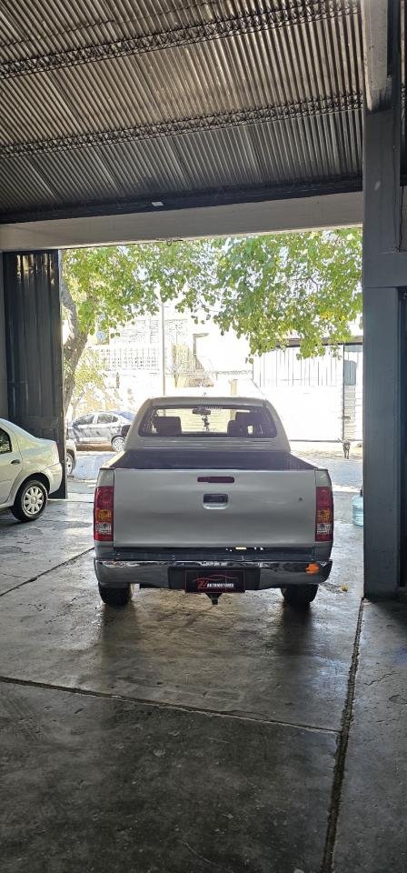 Foto de TOYOTA HILUX Dx 4x4 2009, color sin color especificado, en San Juan