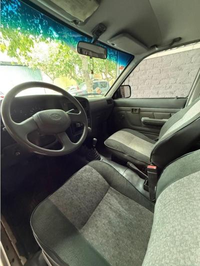 Miniatura de TOYOTA HILUX Dlx