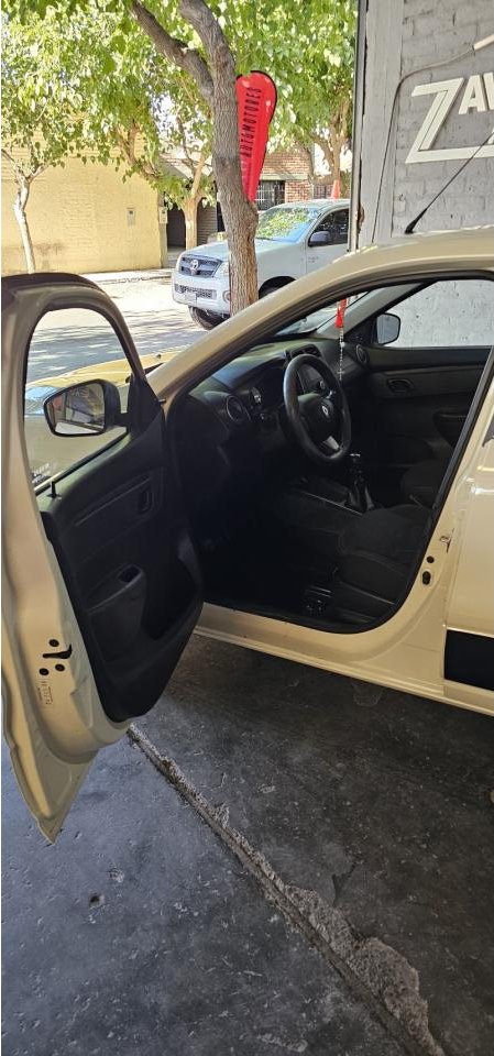 Foto de RENAULT KWID Kwid zen 2018, color sin color especificado, en San Juan