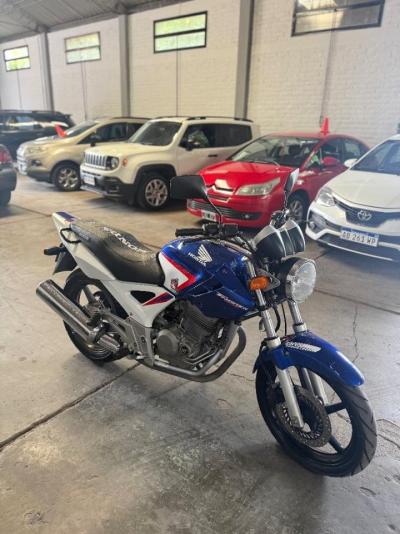Miniatura de HONDA MOTOS BUSINESS Twister 250