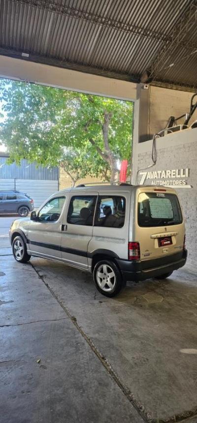 Miniatura de PEUGEOT PARTNER Partner patagonica 1.6