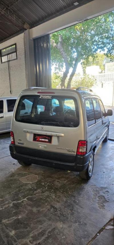 Miniatura de PEUGEOT PARTNER Partner patagonica 1.6