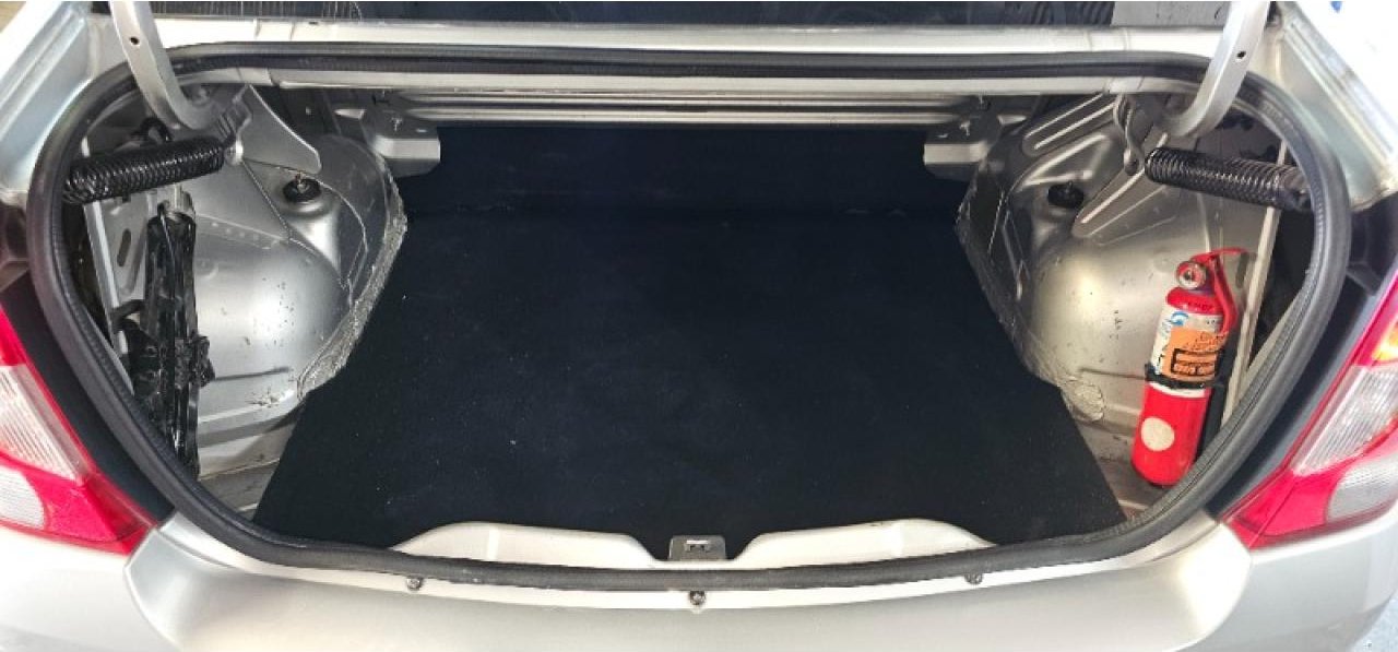 Foto de RENAULT LOGAN Authentique 2010, color sin color especificado, en San Juan