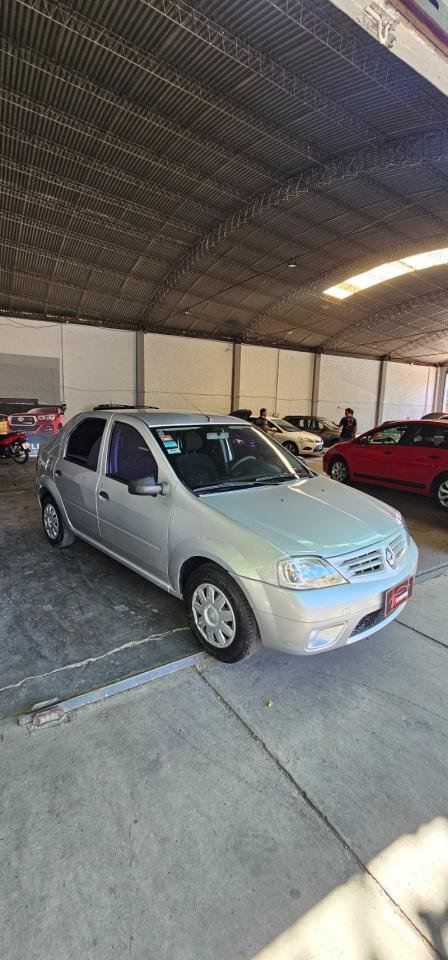 Foto de RENAULT LOGAN Authentique 2010, color sin color especificado, en San Juan