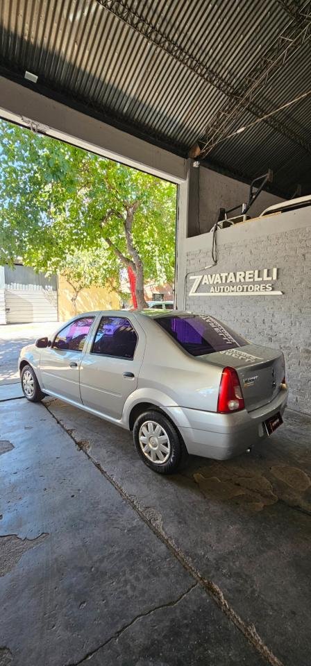 Foto de RENAULT LOGAN Authentique 2010, color sin color especificado, en San Juan