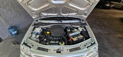 Miniatura de RENAULT LOGAN Authentique