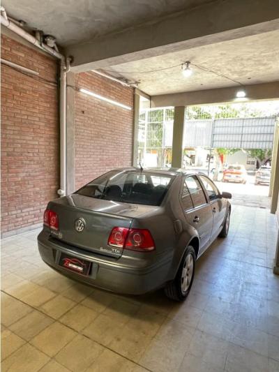 Miniatura de VOLKSWAGEN BORA TDI trenline