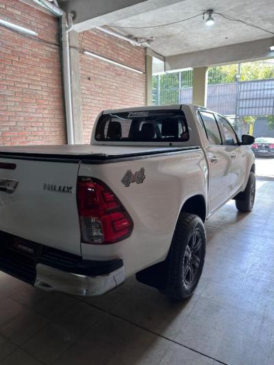 Miniatura de TOYOTA HILUX Sr