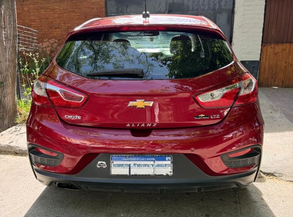 Foto de CHEVROLET CRUZE LTZ 2017, color rojo, en San Juan