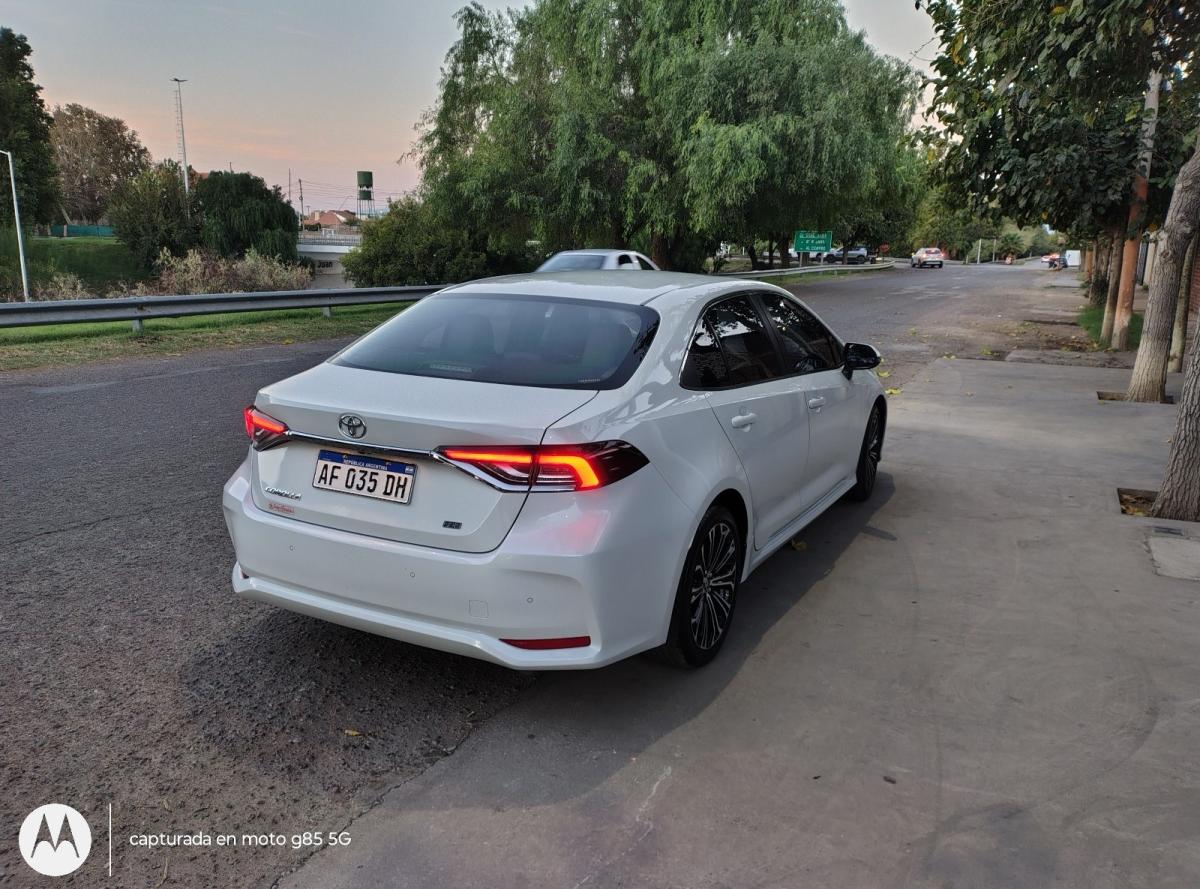 Foto de TOYOTA COROLLA SEG 2.0 2021, color blanco, en San Juan