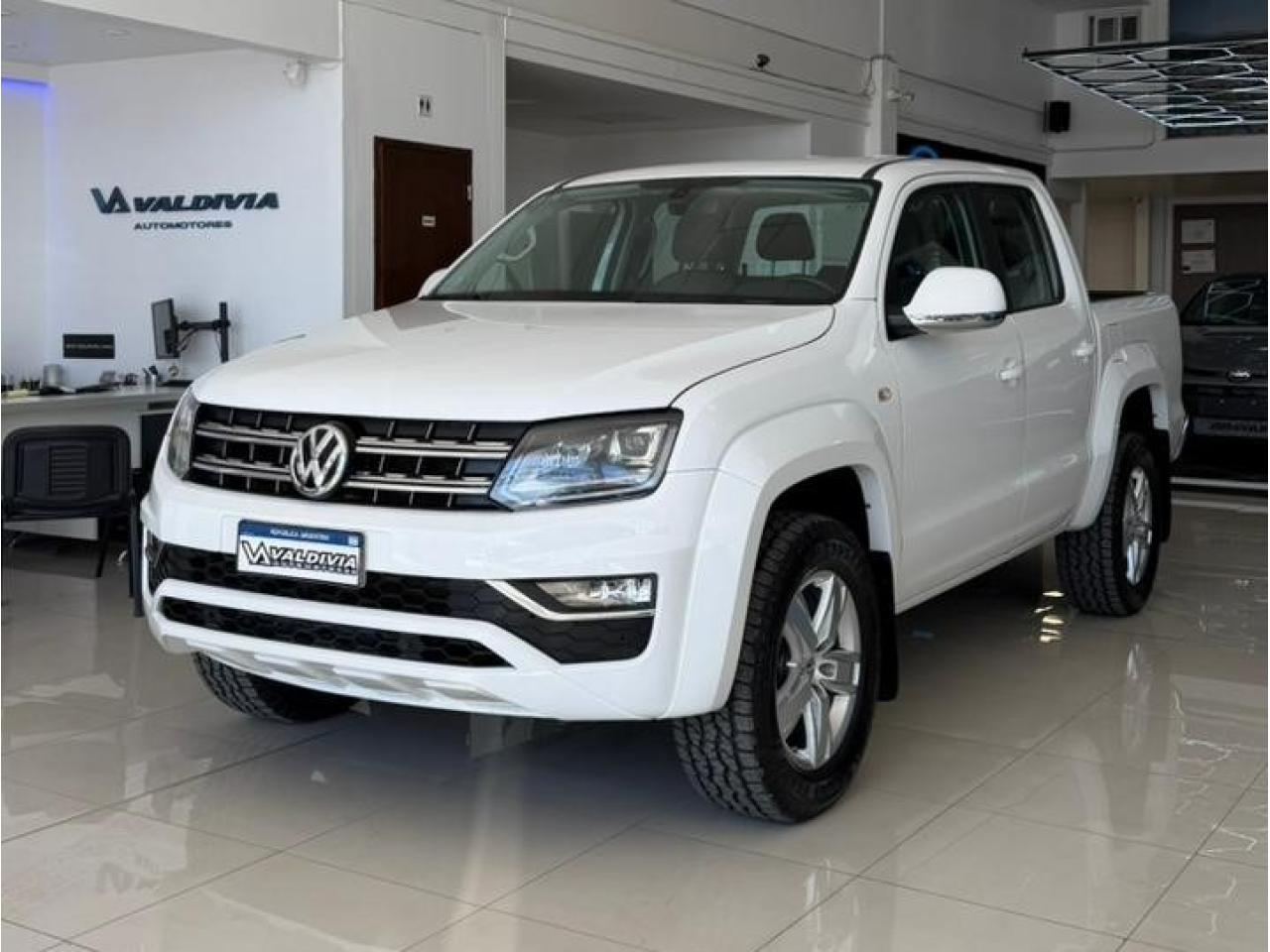 Foto de VOLKSWAGEN AMAROK Highline 2.0 Mt 2019, color sin color especificado, en San Juan