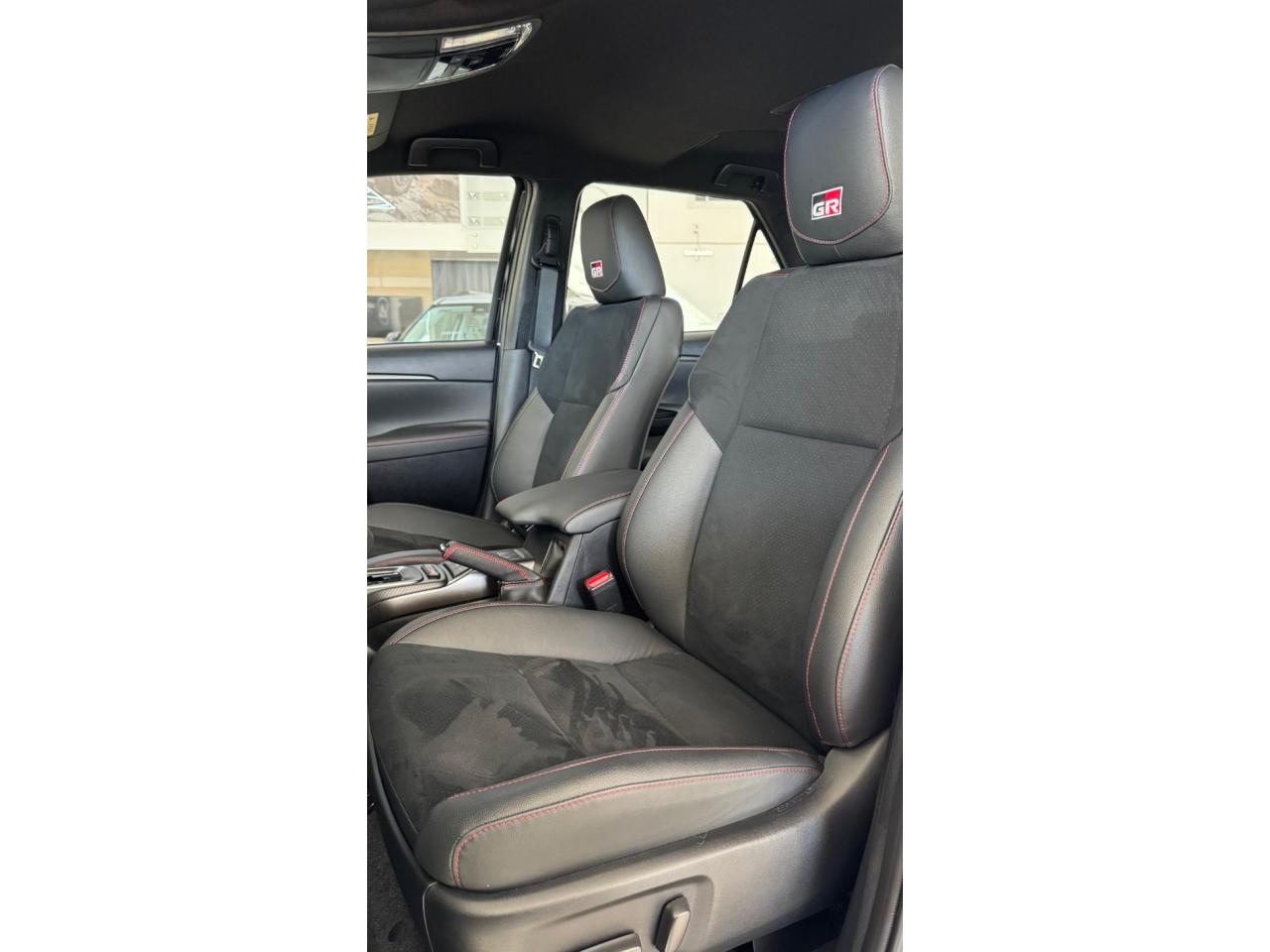 Foto de TOYOTA SW4 GR SPORT 4X4 AT 2026, color sin color especificado, en San Juan