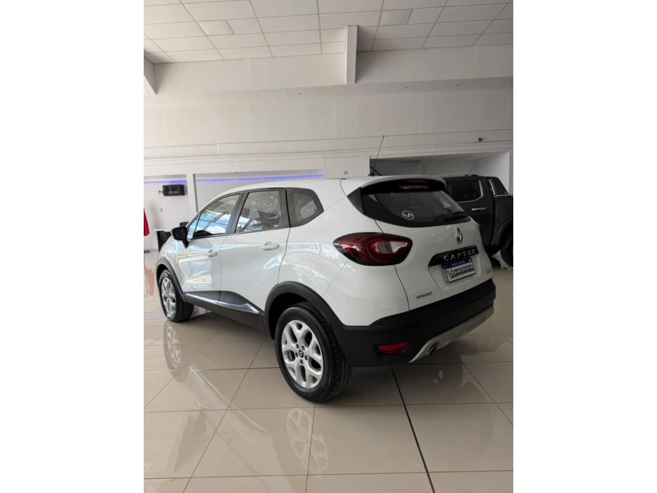 Foto de RENAULT CAPTUR 2.0 ZEN 2018, color sin color especificado, en San Juan