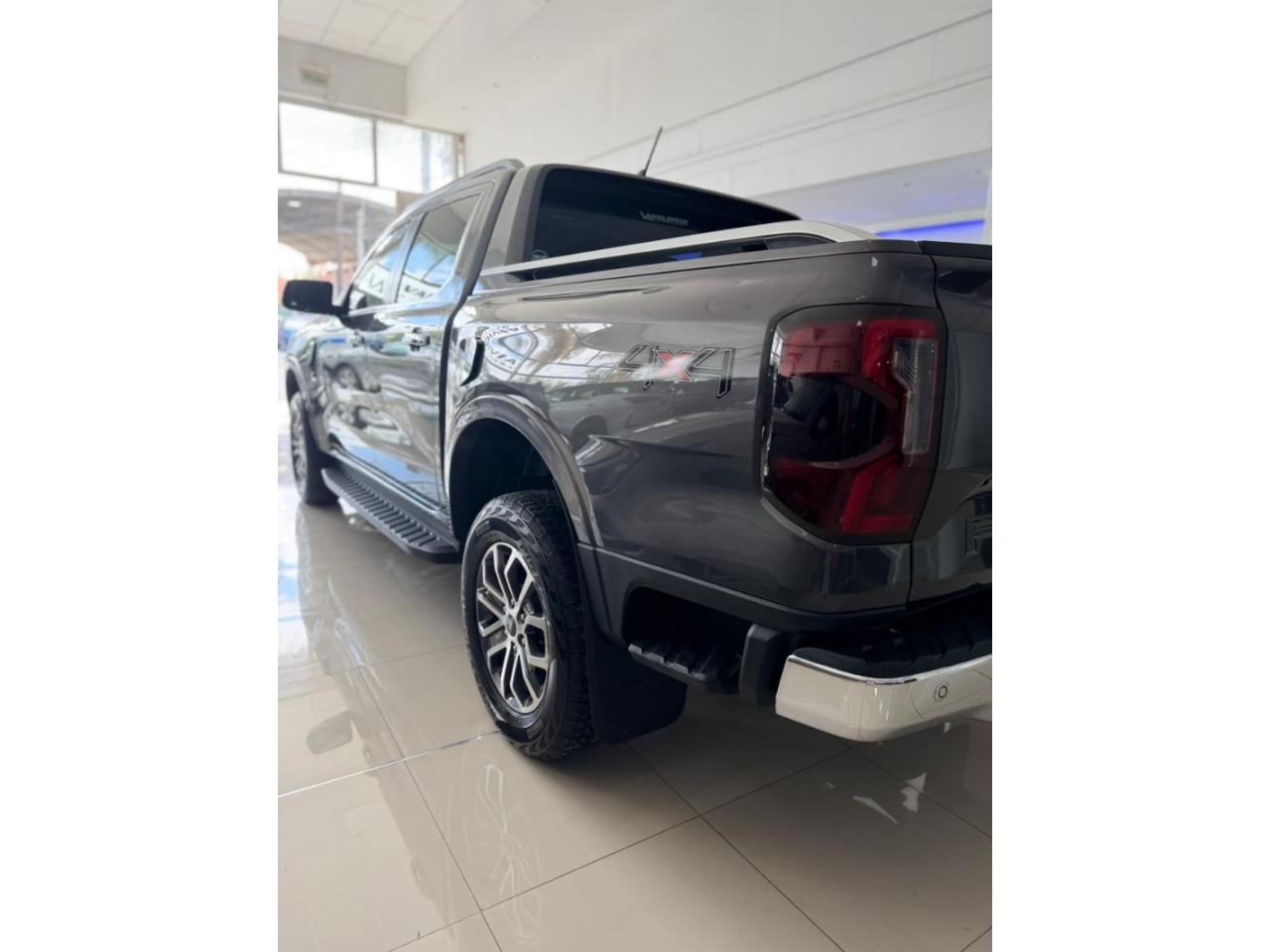 Foto de FORD RANGER Limited 2.0 BiTurbo 2024, color sin color especificado, en San Juan
