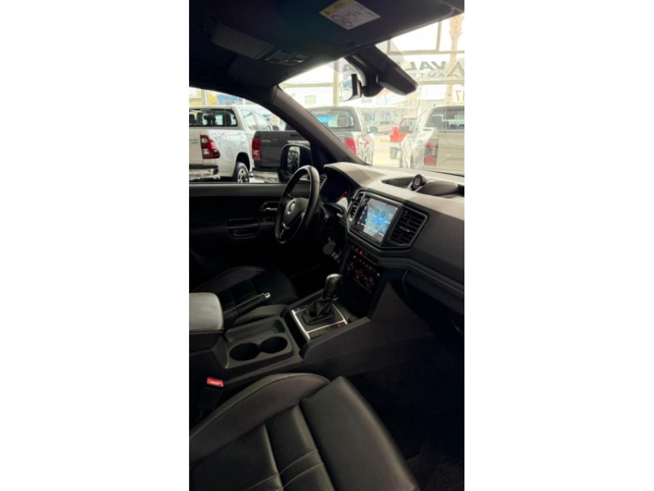 Foto de VOLKSWAGEN AMAROK Hero 4x4 AT 2024, color sin color especificado, en San Juan