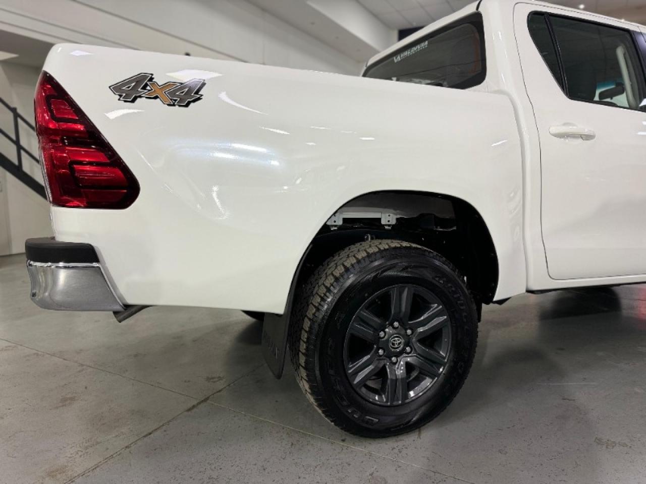 Foto de TOYOTA HILUX Sr 4x4 2026, color sin color especificado, en San Juan