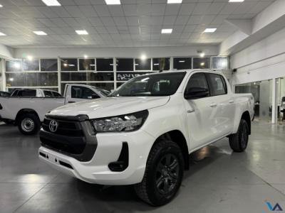 Foto de TOYOTA HILUX Sr 4x4 2026, color sin color especificado, en San Juan