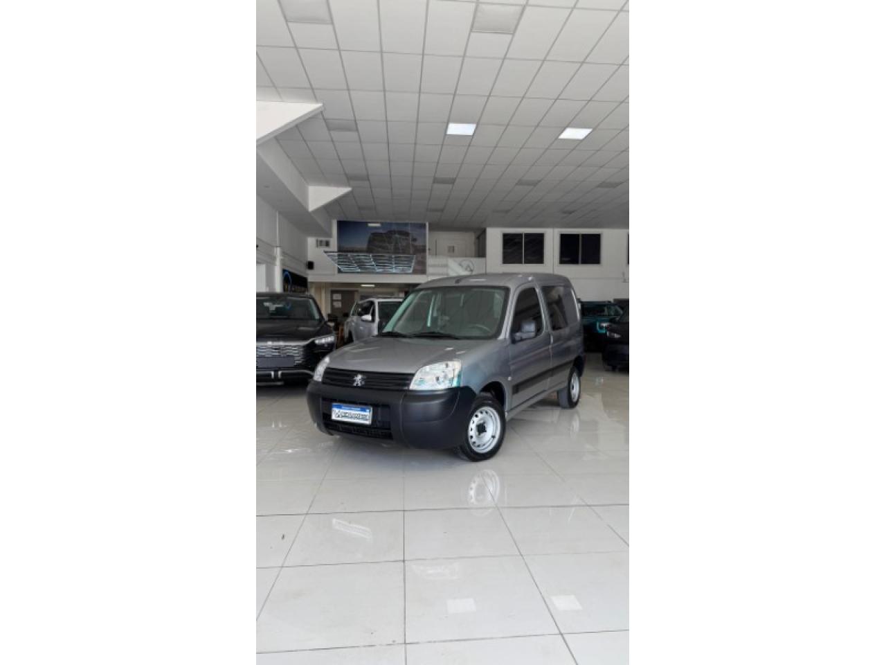 Foto de PEUGEOT PARTNER CONFORT 1.6 2024, color sin color especificado, en San Juan