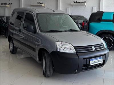 Foto de PEUGEOT PARTNER CONFORT 1.6 2024, color sin color especificado, en San Juan