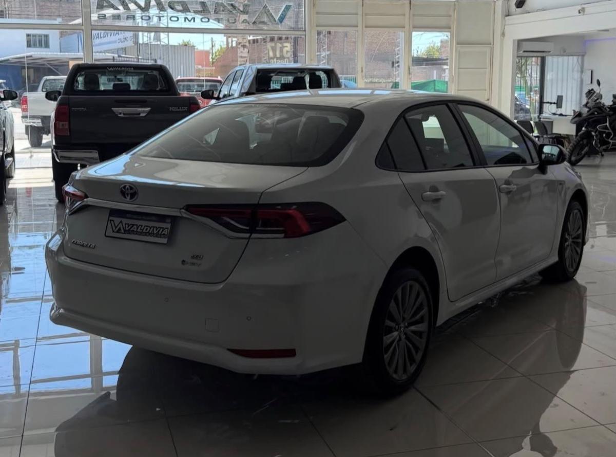 Foto de TOYOTA COROLLA XEI Hybrid 1.8 E-CVT 2026, color sin color especificado, en San Juan
