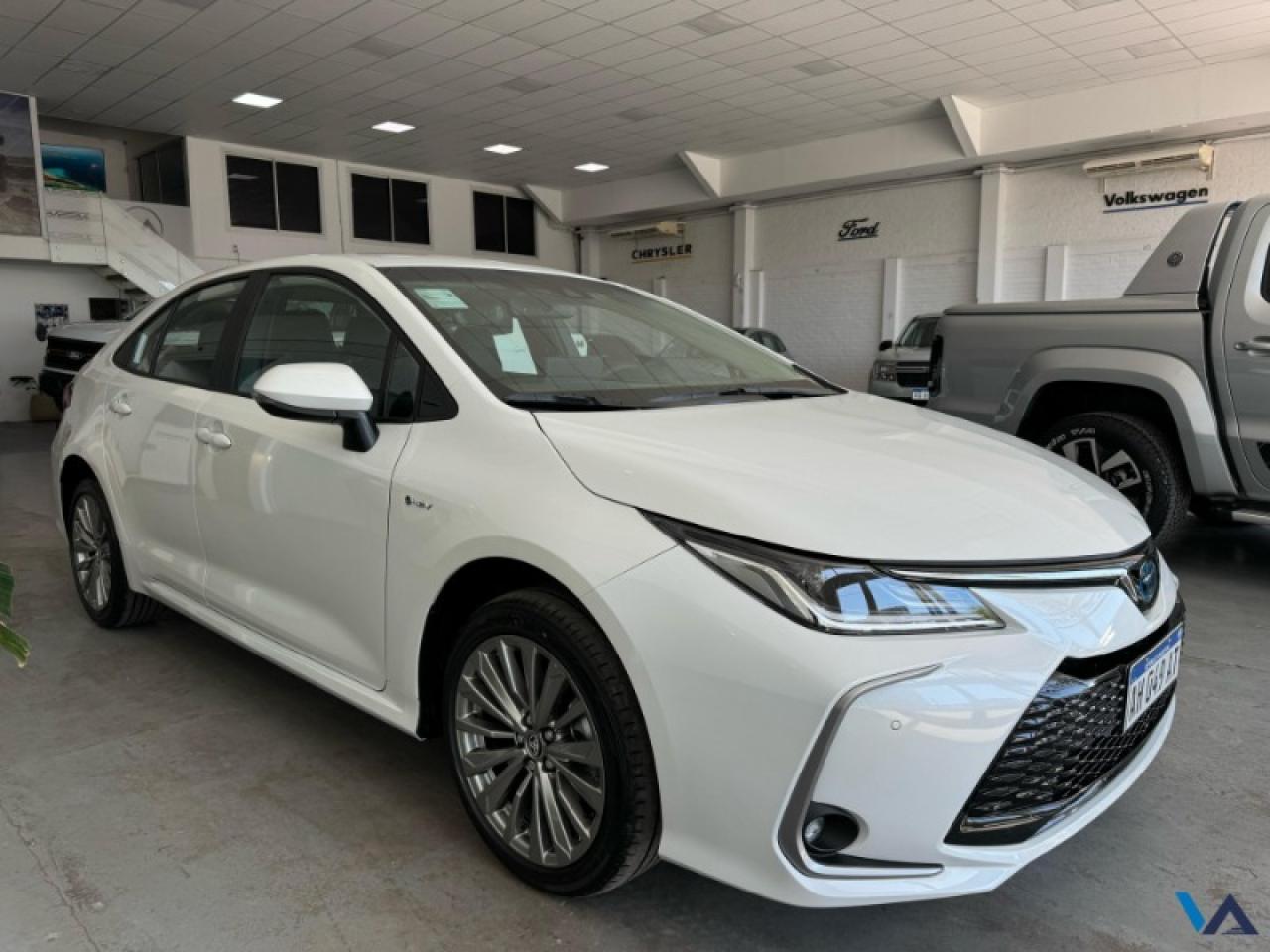 Foto de TOYOTA COROLLA XEI Hybrid 1.8 E-CVT 2026, color sin color especificado, en San Juan