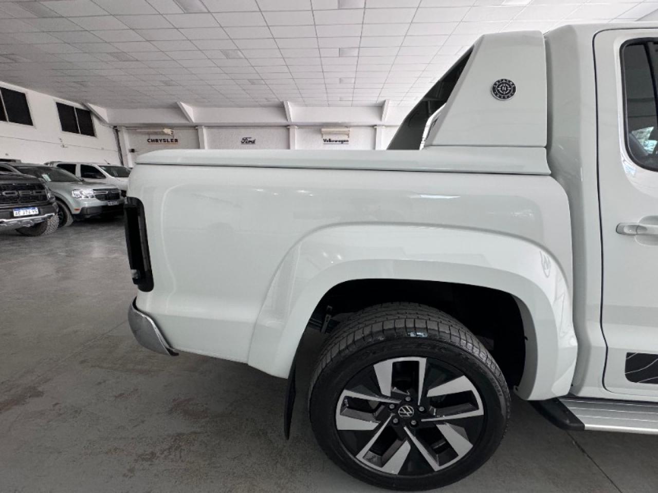 Foto de VOLKSWAGEN AMAROK Amarok Extreme 3.0 V6 MY25 2026, color sin color especificado, en San Juan
