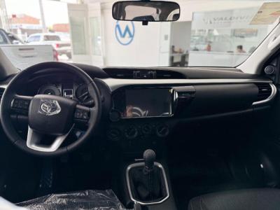 Miniatura de TOYOTA HILUX Sr 2.8 4x4 MT