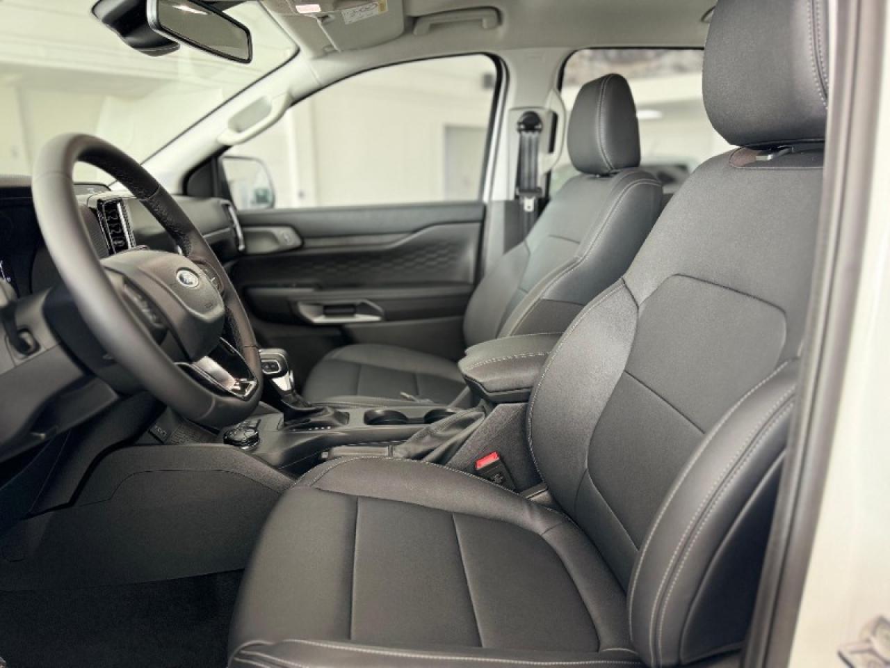 Foto de FORD RANGER XLT 4X4 BITURBO 2026, color sin color especificado, en San Juan