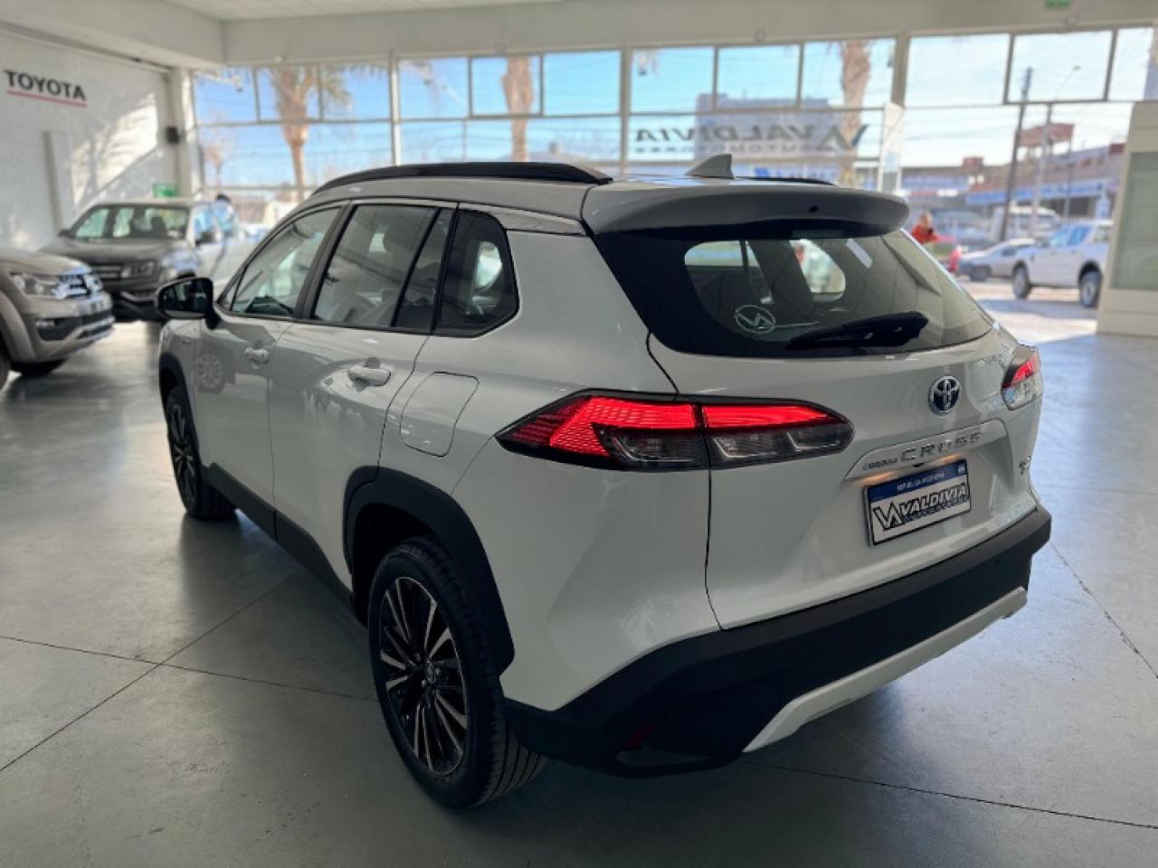 Foto de TOYOTA COROLLA CROSS Seg Hybrid 2026, color sin color especificado, en San Juan
