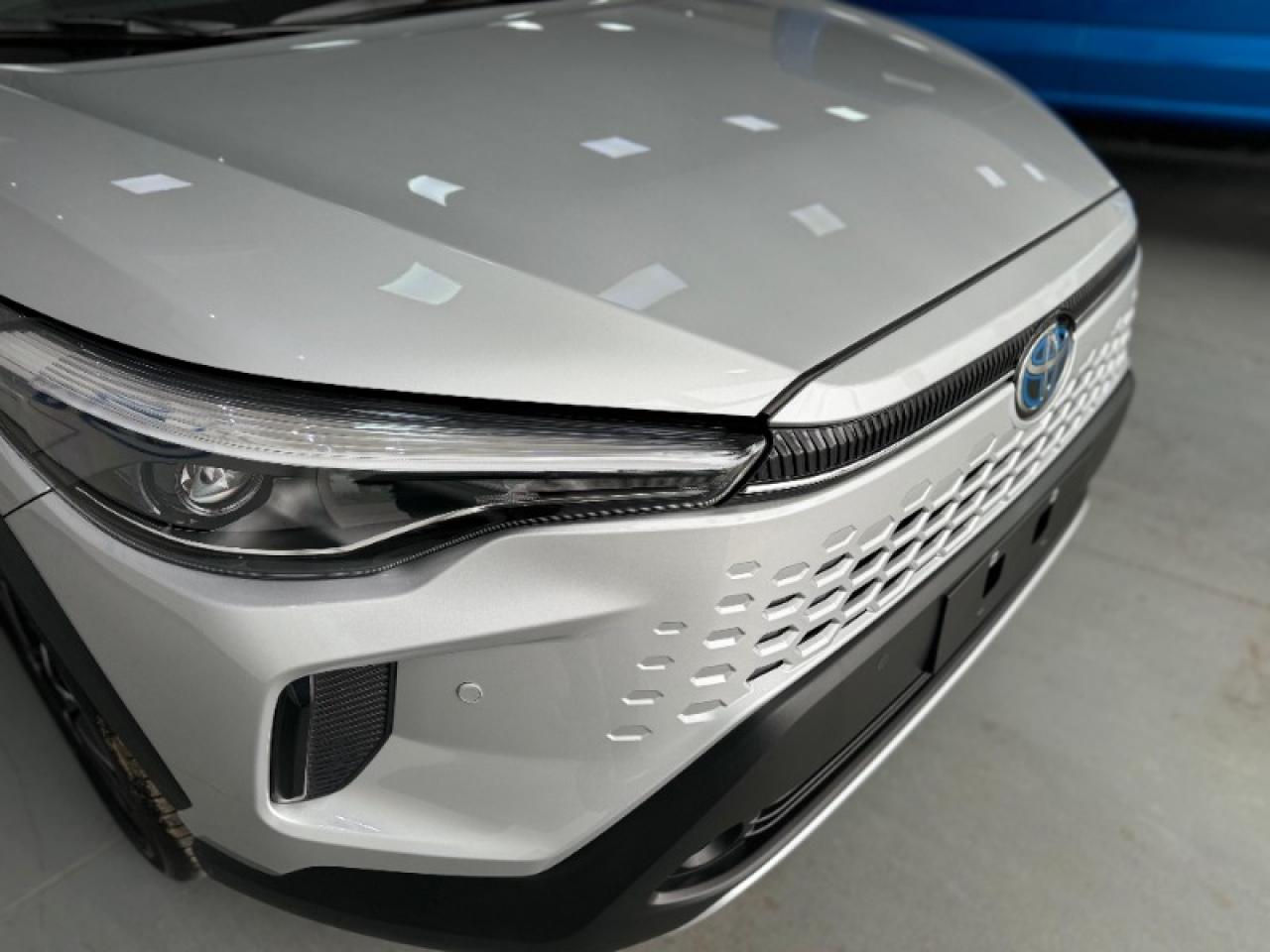 Foto de TOYOTA COROLLA CROSS XEI HYBRID 2026, color sin color especificado, en San Juan