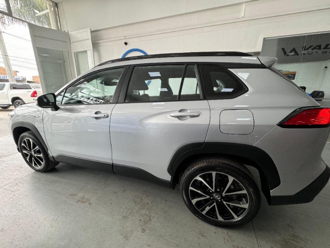 Foto de TOYOTA COROLLA CROSS XEI HYBRID 2026, color sin color especificado, en San Juan