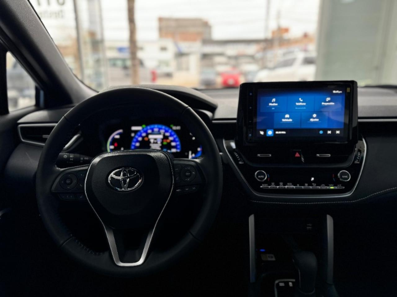 Foto de TOYOTA COROLLA CROSS XEI HYBRID 2026, color sin color especificado, en San Juan