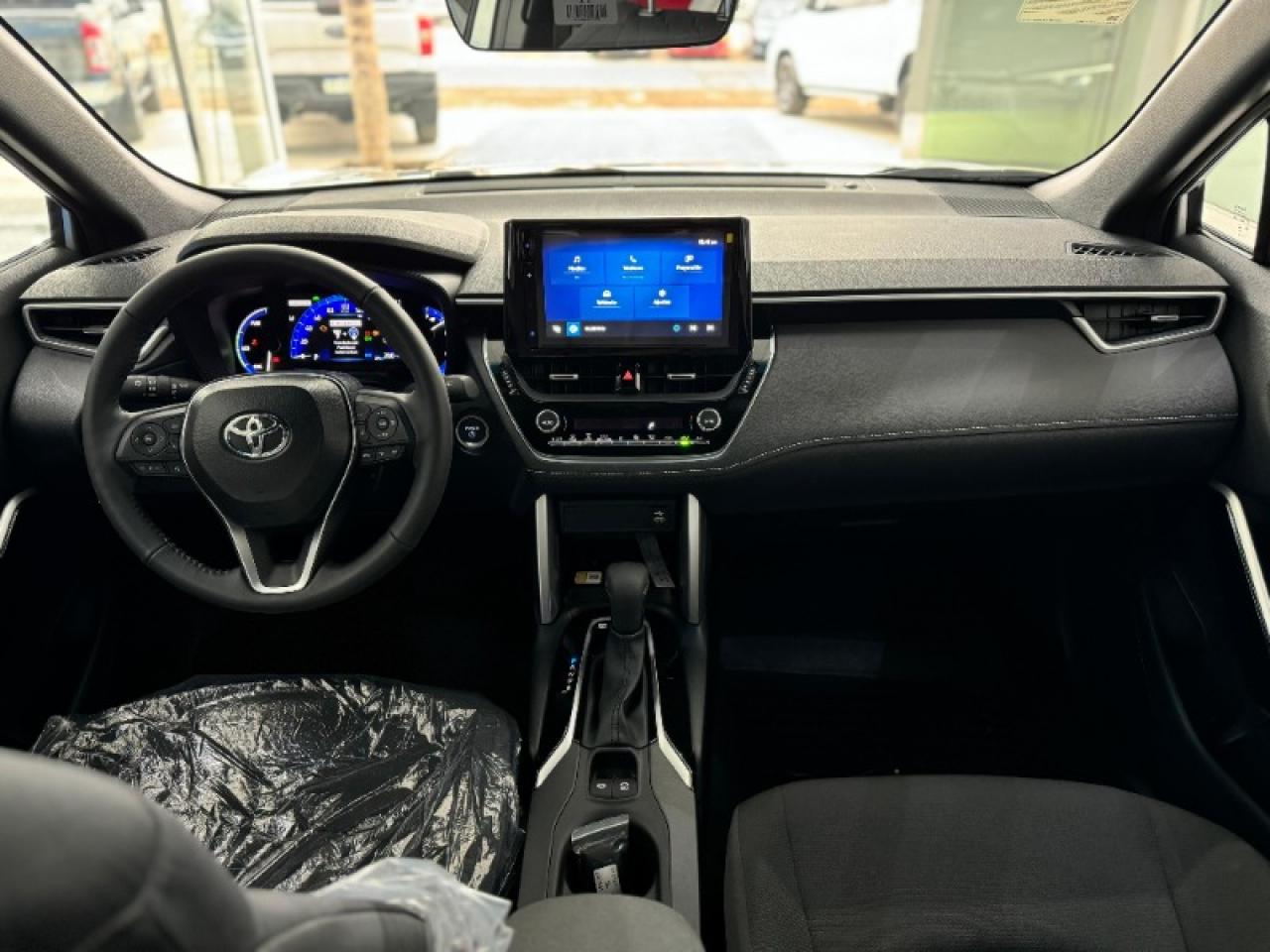 Foto de TOYOTA COROLLA CROSS XEI HYBRID 2026, color sin color especificado, en San Juan