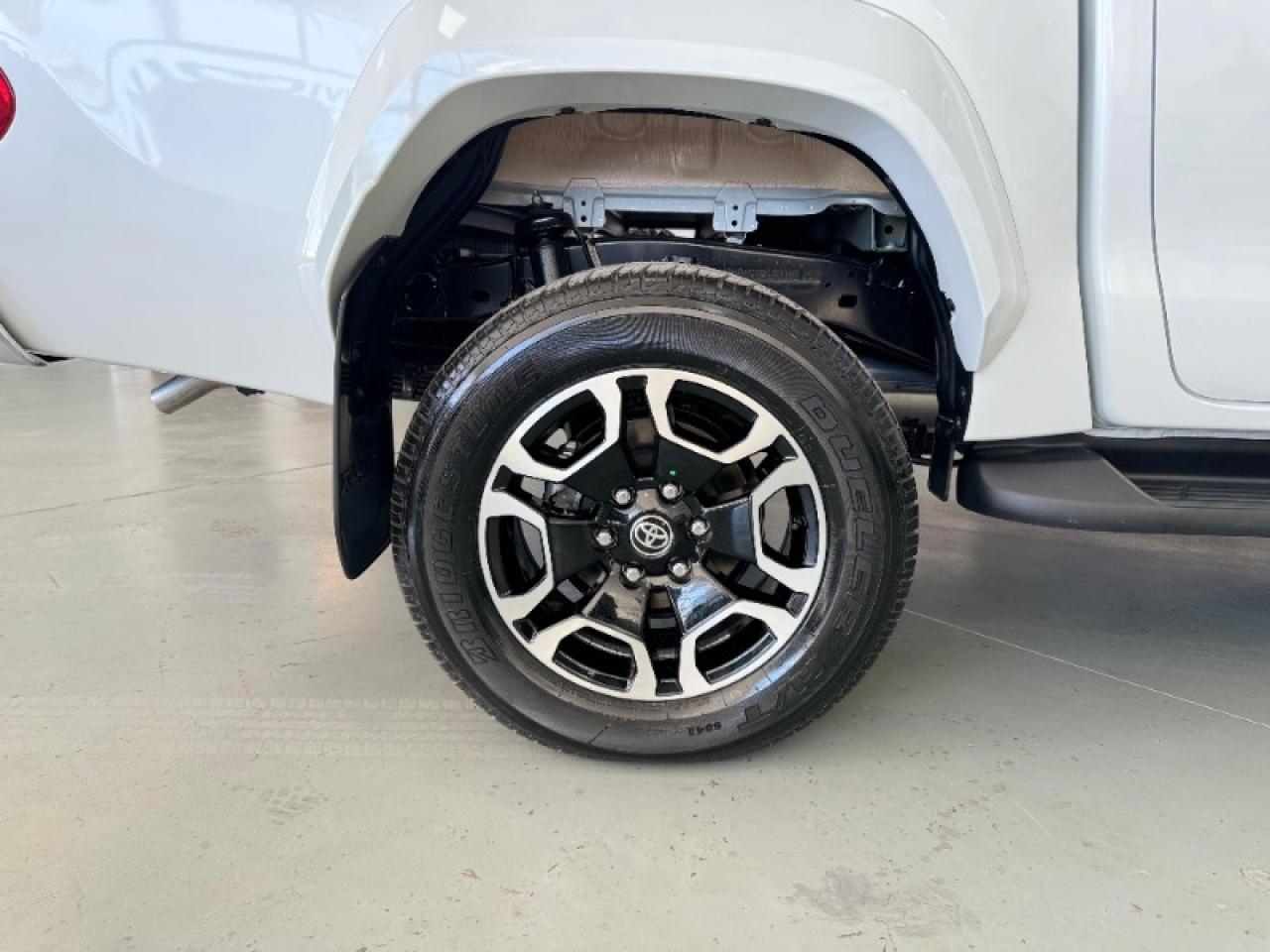 Foto de TOYOTA HILUX Srx 2.8 4x4 2026, color sin color especificado, en San Juan