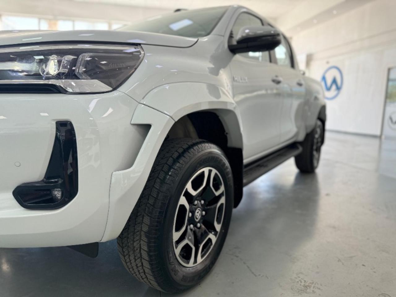 Foto de TOYOTA HILUX Srx 2.8 4x4 2026, color sin color especificado, en San Juan