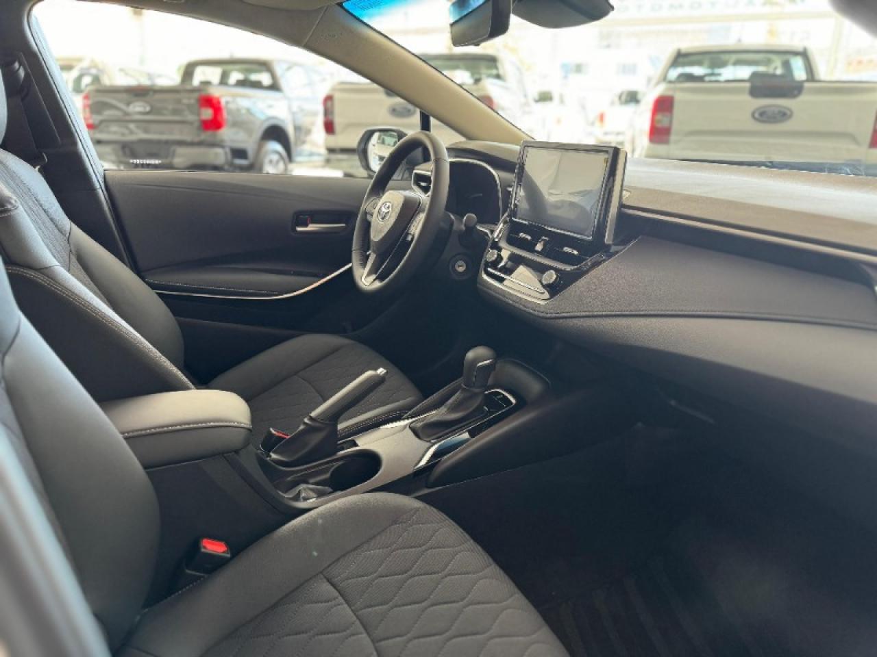 Foto de TOYOTA COROLLA XEI CVT 2026, color sin color especificado, en San Juan