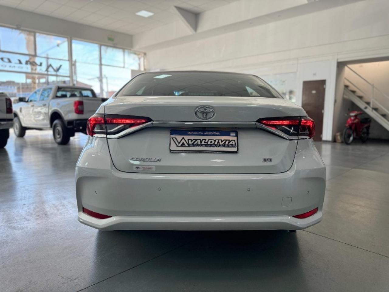 Foto de TOYOTA COROLLA XEI CVT 2026, color sin color especificado, en San Juan