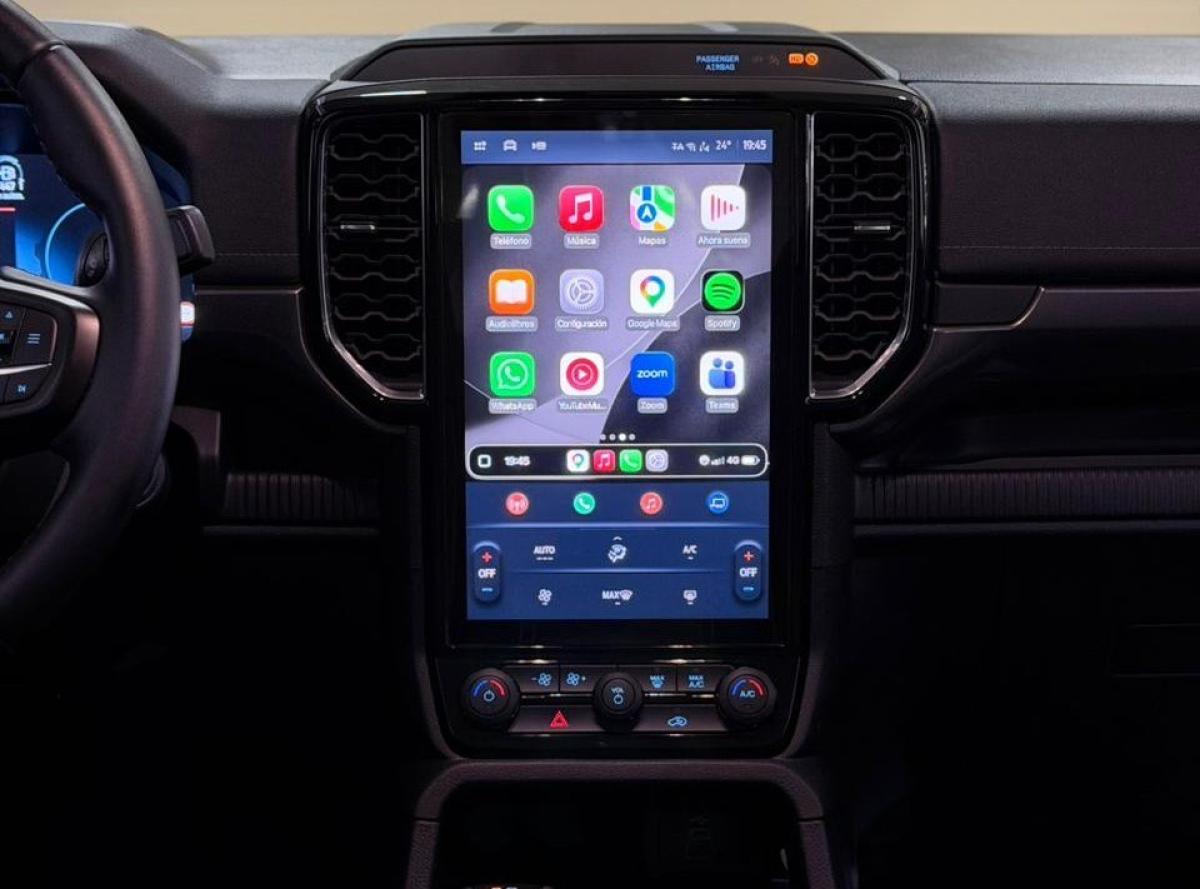 Foto de FORD RANGER LTD+ V6 2025, color negro, en San Juan