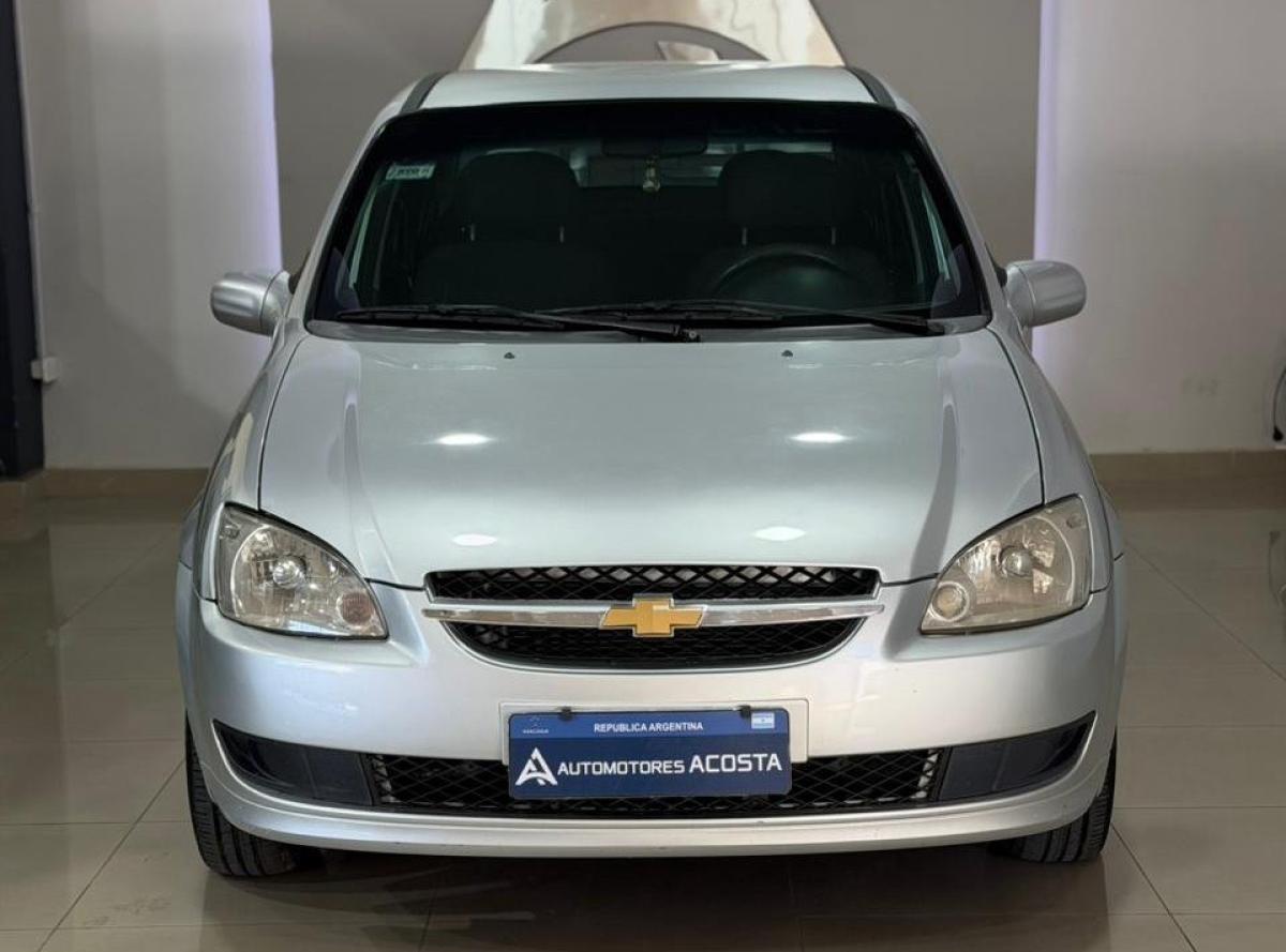 Foto de CHEVROLET CLASSIC LS ABS 1.4 2016, color gris, en San Juan