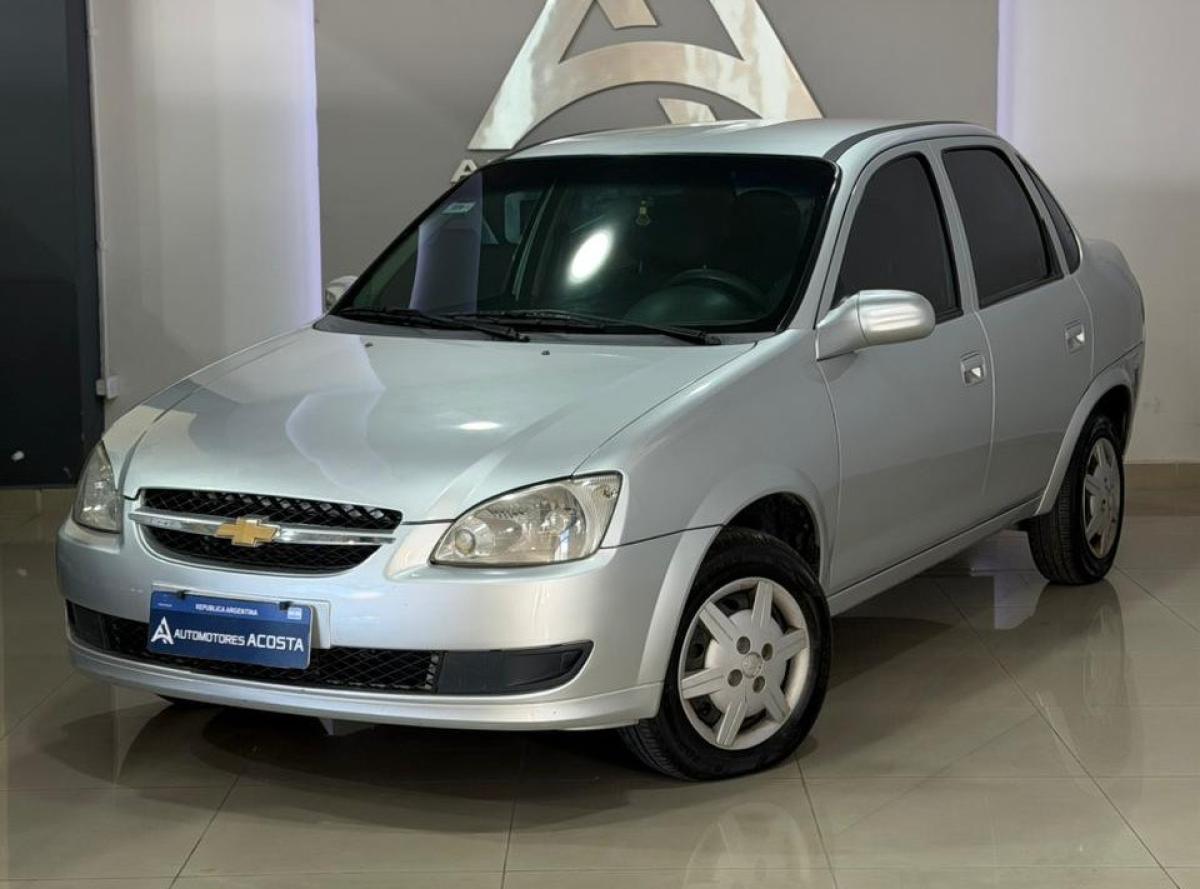 Foto de CHEVROLET CLASSIC LS ABS 1.4 2016, color gris, en San Juan