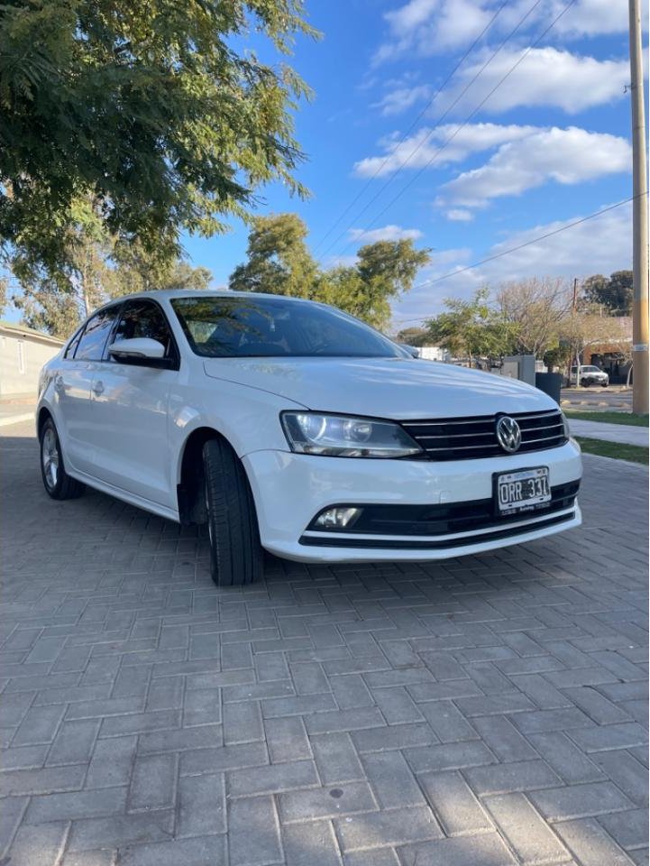Foto de VOLKSWAGEN VENTO Avance 2015, color sin color especificado, en San Juan
